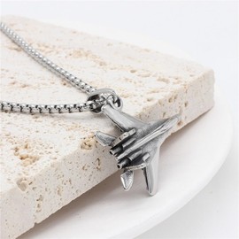 Aeroplane Necklace for Men, Hip Hop Aeroplane Necklace, Vintage Plane Pendant Necklace with 23.6 Inch Chain, Stainless Steel Punk Rock Plane Pendant, Jet Fighter Aeroplane Necklace Jewellery,
