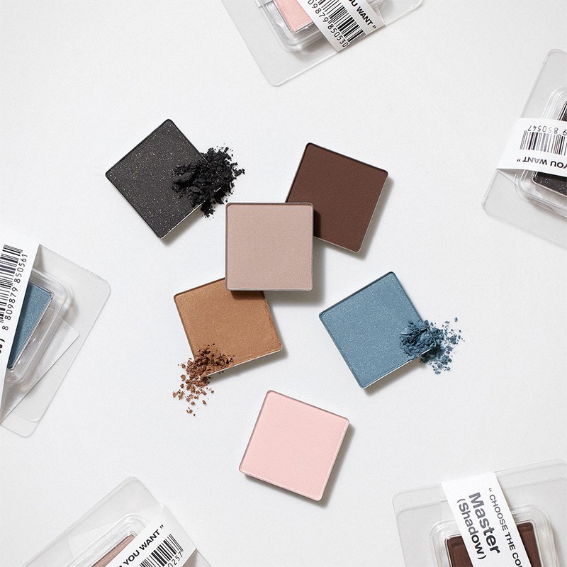 tooq One By Genuine Magnetic Eye Shadow & Palette -