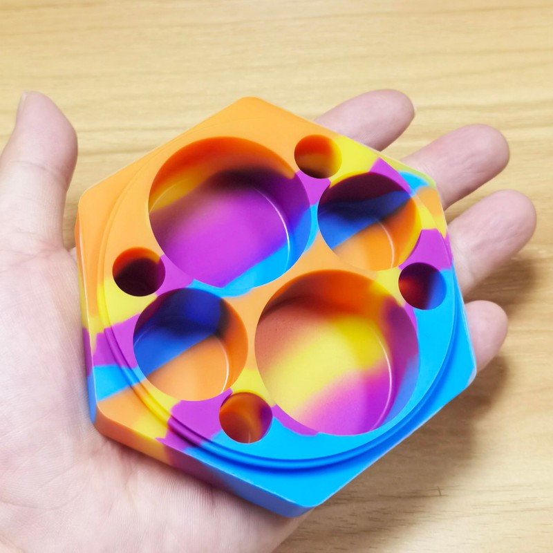 Vegcorn 110ml Silicone Wax Concentrate Container Multi-compartment Non-stick Jar (Rainbow)