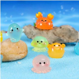 HUA JET 30 Pcs Mini Resin Ocean Animals Glow in The Dark Figurines, Tiny Cute Sea Creatures for Aquarium Ornaments, DIY Micro Landscape & Fairy Garden Decor（Two per style）