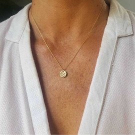 Yheakne Boho Coin Disc Necklace Choker Gold Hammered Coin Pendant Necklace Round Disk Necklace Chain Minimalist Circle Necklace Jewelry for Women and Girls
