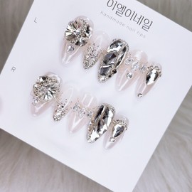 [Premium Nails] V Cuts Handmade Nail Tips - Short Coffin / [프리미엄네일] 브이컷스 수제네일팁 - 숏코핀