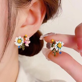 Wendalern Flower Asymmetric Earrings Daisy Flower Enamel Stud Earrings Cute Flower Leaf Earrings Crystal Flower Cluster Stud Earrings Statement Earrings Jewellery for Women Girls