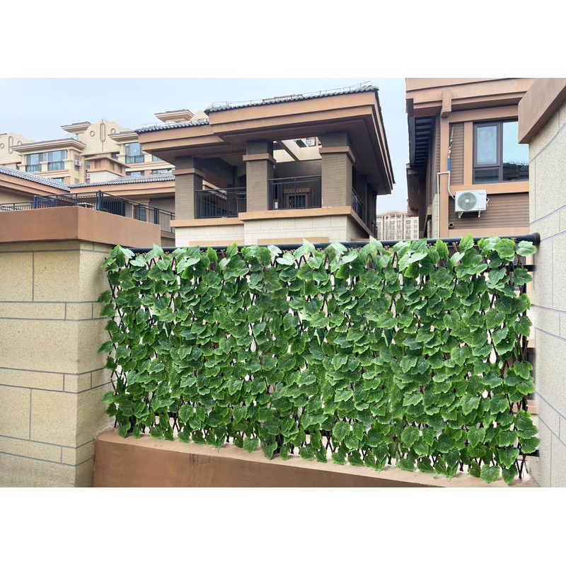 Expandable Faux Ivy Fence Privacy Screen Stretchable Artificial Hedge Single