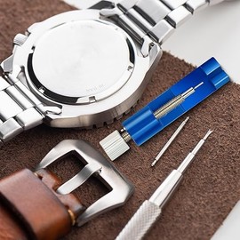 Watch Link Removal Adjustment Tool with 3 Extra Pins,Watch Link Removal Kit Aluminum Alloy Spring Bar Remover Portable Watch Link Remover for Watch Tool Kit,Watch Strap Pins