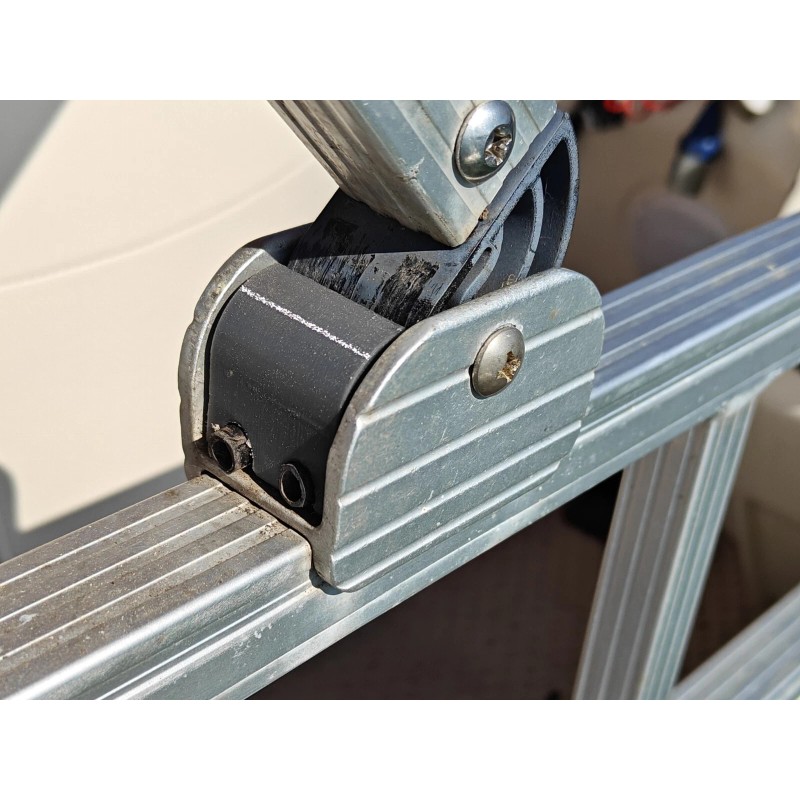 BENNINGTON New Bennington Style Pontoon Bimini Insert Foot Spacer 012358