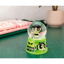 Silver Buffalo Powerpuff Girls Buttercup Comic Panels 45mm Light Up Snow Globe with Retail Box