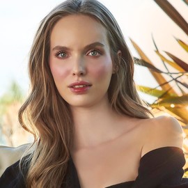 Cheek & Bright, Cheek & Bright, Cheeky Pink