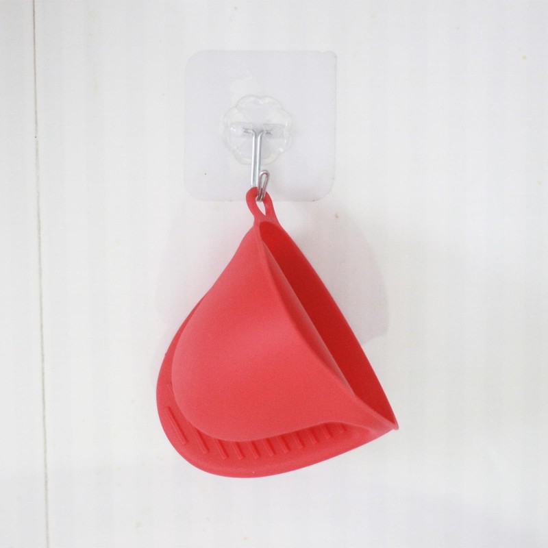 Mini Silicone Oven Mitts Set – Heat Resistant, Non-Slip, BPA-Free