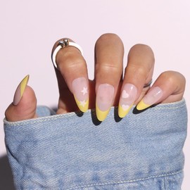 24PCS Almond Press on Nails Medium Fake Nails Yellow French Nail Star and Heart-Shaped Pattern Acrylic False Nail Design Full Cover Stick on Nails Glue on Nails for Women and Girls DIY