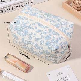 Makeup Bag Quilted,Cotton Cosmetic Pouch,Large Make Up Bag for Women,Cute Flower Travel Toiletry Bag Organizer Portable for Purse,Floral Blue