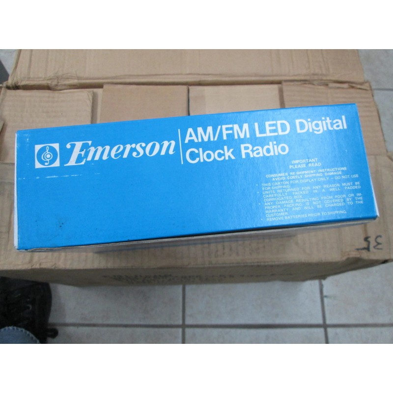 Emerson Vintage Antique Emerson AM FM LED Digital Alarm Clock