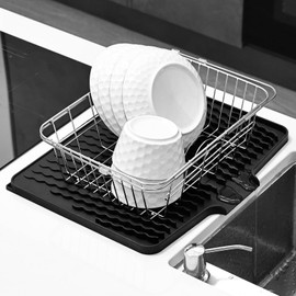 KitchenRaku Dish Drying Mat with Integrated Drain Edge 40 x 33 cm, Drying Mat, Heat Resistant Non-Slip Drying Mat Sink, Washing Mat Draining Mat, Place Mat (Black, 40 x 33 cm)