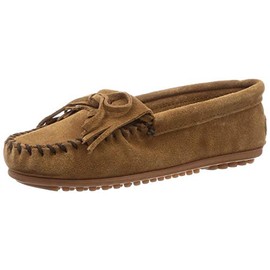 Minnetonka Women's Kilty Hardsole Moccasins, Dusty Brown,6 M