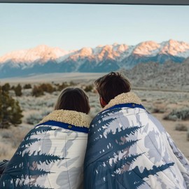 KawaGebo Kamp Outdoor Blanket Sherpa - Camping Blanket Packable, Warm Blanket for Camping, Picnic, Outdoors, Travel, Stadium, Festivals, Beach, Hammock Camp Blanket 56"x 78" Machine Washable, DWR