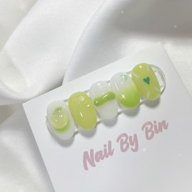 [Handmade Nail Tips] Green Apple Nails - Short Oval / [수제네일팁] 풋사과 네일 - 숏오벌