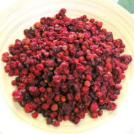 Domestic dried Schisandra chinensis 300g Schisandra chinensis tea / 국내산 건조 오미자 300g 오미자차