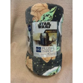 The Big One MANDALORIAN -The Child - BABY YODA The Big One Oversized Supersoft Plush Throw