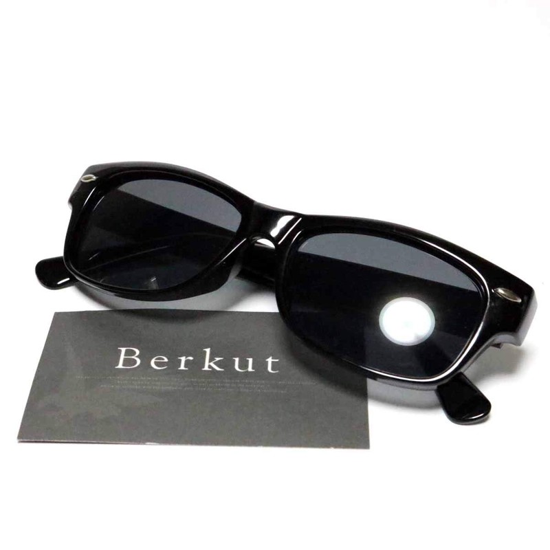 Berkut Sunglasses, Date Glasses, Lightweight, Fatigue Resistant, Eye-friendly Lenses, black/smoke