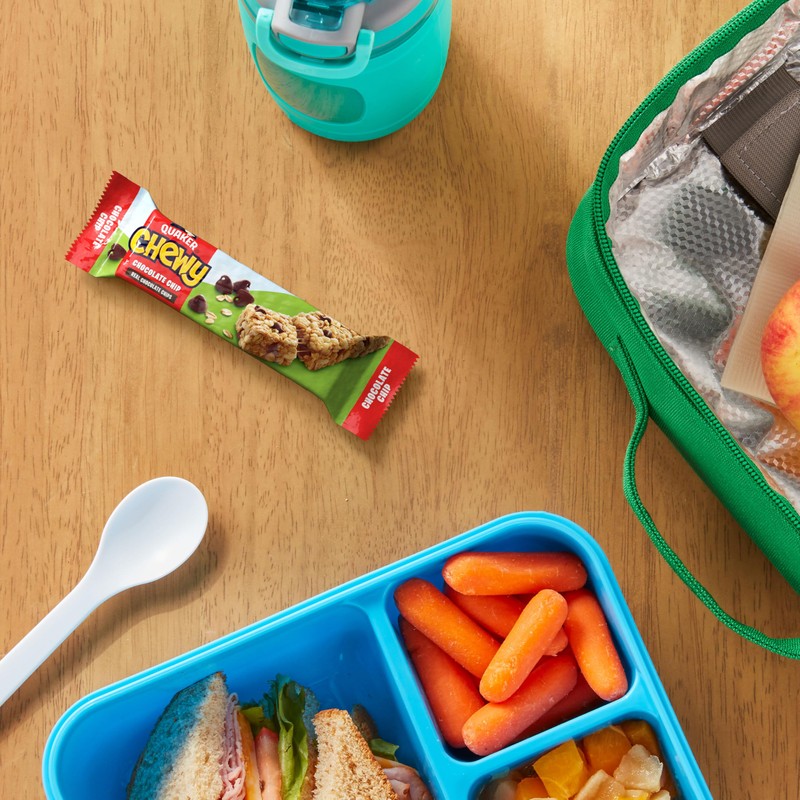 Quaker Chewy Granola Bars, Chocolate Chip, 58 Count - Packaging