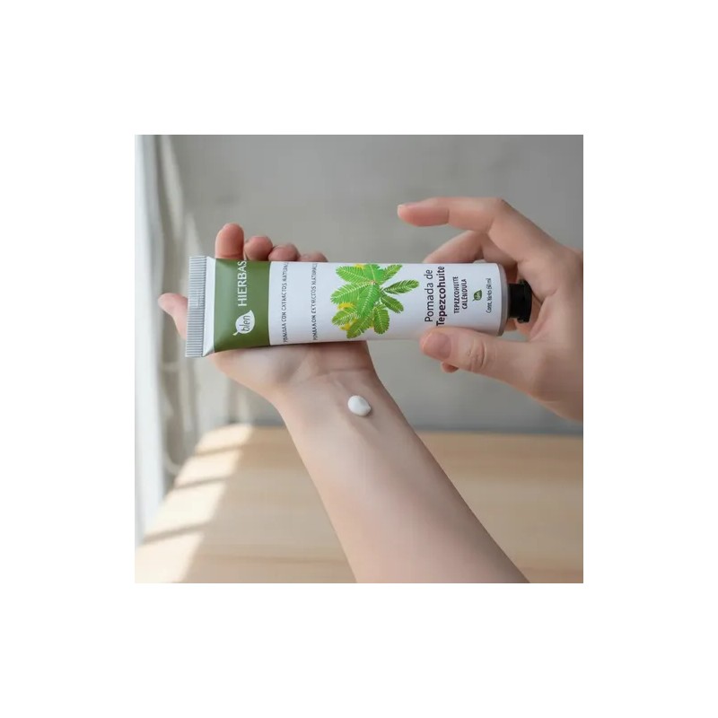 SVR Sensifine Dermolimpiador Facial para Piel Sensible con Niacinamida, 400