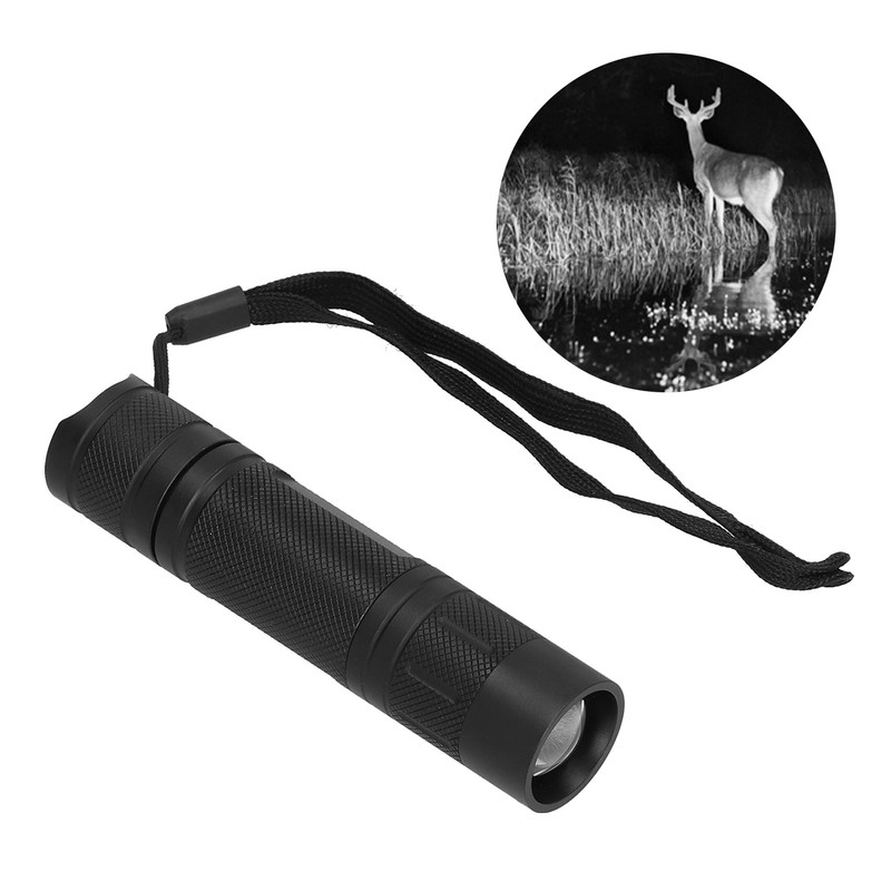 IR Flashlight Zoomable IPX54 Waterproof Anti Reverse Connection Comfortable Grip