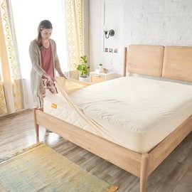 Happsy Organic Waterproof Mattress Protector Pad - Elastic Fitted Mattress Protector - Machine Washable Mattress Topper Breathable Fitted Cover for Twin Mattress - 38" x 75"