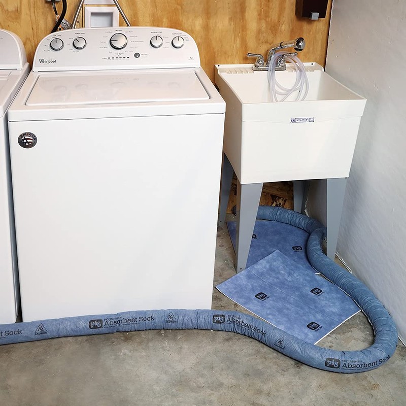 PIG Water Absorbing Kit | Absorbs up to 5 Gallons