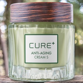 Kim Jeong-moon Aloe Skin Soothing Moisture Supply Cure Anti-Aging Cream S 1ea 50g / 김정문알로에 피부진정 수분공급 큐어 안티에이징 크림 S 1개 50g