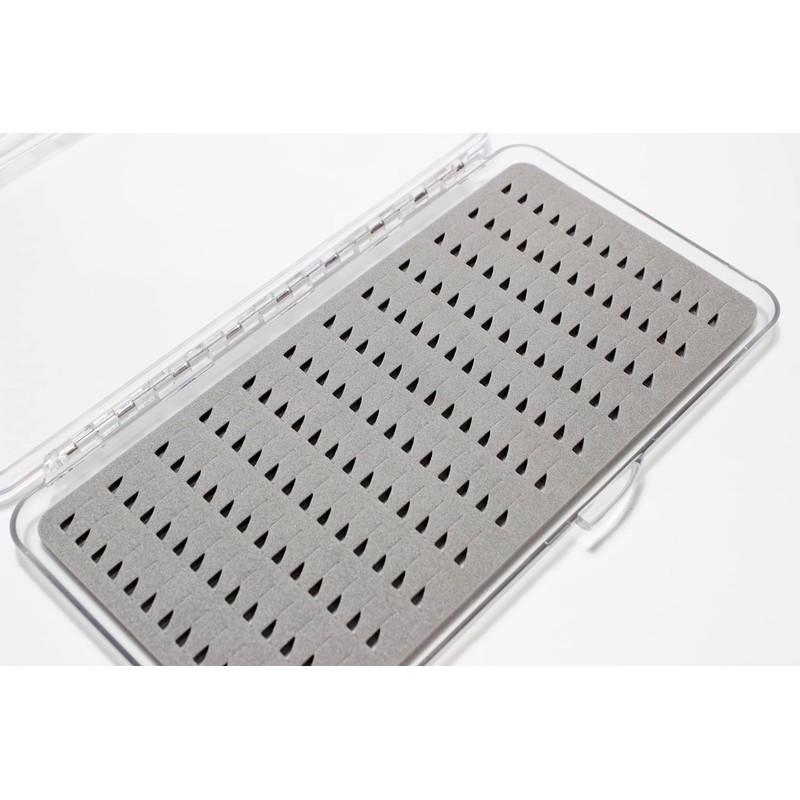 AXISCO Clear Fly Box - L Foam/KL-F