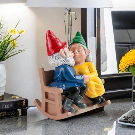 Romantic Kissing Gnomes Couple Statue - Ideal Anniversary & Valentine's Day Gift for Home & GardenColor: Gold, Size: One Size