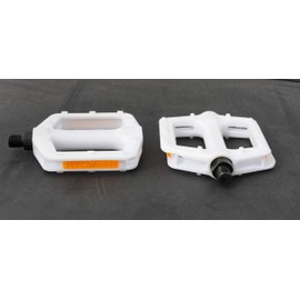 Lightweight X-Rated BMX Kids Bike Flat Platform 1/2" Axle DX Studded Pedals White