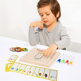 Goujfol Wooden Geoboard Montessori Toy Fretsaw Set for Children Geometry Board Educational Games Peg Board Shape Puzzle with Pattern Cards and Rubber Bands Puzzle Children's Games from 3+ (Type 2)