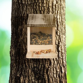 Relaxdays Squirrel Feeder House, Wood, Folding Roof, Seating Platform, Squirrel House, HBT: 17.5 x 12 x 25 cm, Natural/Brown