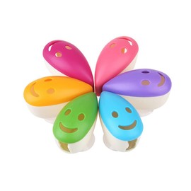 Beavorty Smile Face Toothbrush Holders Suction Cup for Houseware 4pcs ( Random Color )