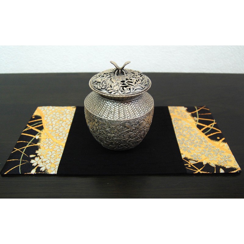 Perfect for Japanese Rooms Japanese-Style Vase Cover, Figurine, Also for