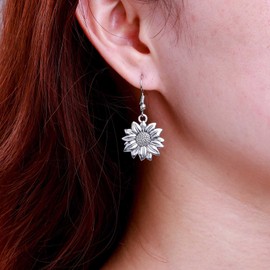 Inateannal Sunflower Earrings Sunflower Flower Drop Earrings Vintage Metal Sunflower Earrings Gold Sunflower Earrings 3D Sunflower Flower Earrings Statement Floral Earrings, Zinc, No Gemstone
