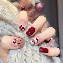 Christmas Press on Nails Short Square Fake Nails Cute Elk Santa Claus Design Glossy Acrylic Nails Red White Checkered Full Cover Glue on Nail Winter Xmas Coffin False Nails for Women Holiday Manicure
