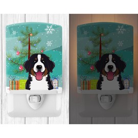 Caroline's Treasures BB1609CNL Christmas Tree and Bernese Mountain Dog Ceramic Night Light Compact, UL-Certified, Ideal for Bedroom, Bathroom, Nursery, Hallway, Kitchen, 6x4x3, Multicolor