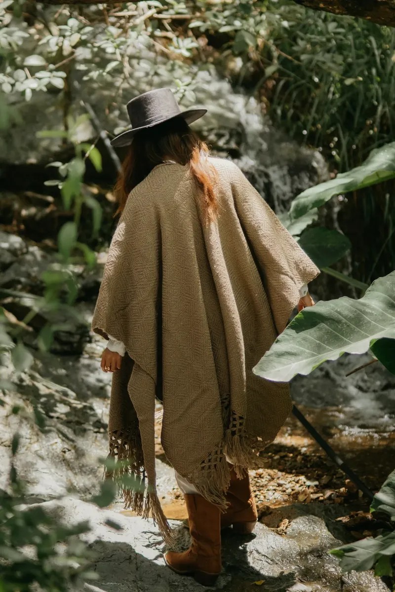 Poncho Capa Chal Tejido Artesanal Boho Mexico