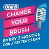Oral-B 3D White Radiant Whitening Toothbrush 40 Soft 2 Count
