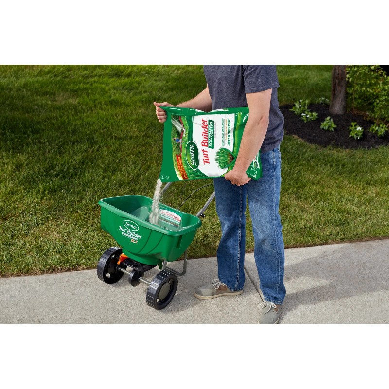 Scott's Scotts Southern Turf Builder Lawn Food 28.12 lbs. Covers