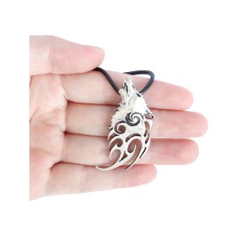 HAQUIL Wolf Necklace, Howling Wolf Spirit Pendant, Faux Leather Cord, Animal Jewelry Gift (AD)