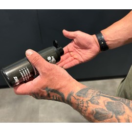 warrior gear Liquid Magnesia 250 ml Extra Strong Liquid Chalk for Dry Hands and Maximum Grip | Ideal for Strength Training, Powerlifting, Crossfit, Calisthenics, Climbing and Gymnastics