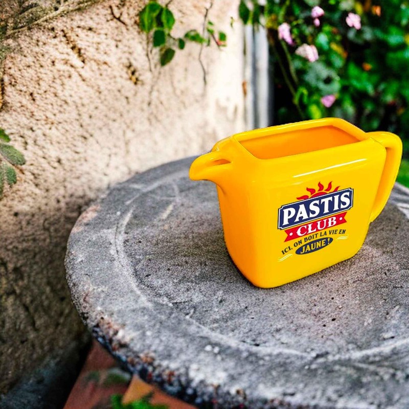 Pastis Club Jug "Hier trinkt man das Leben in Gelb"