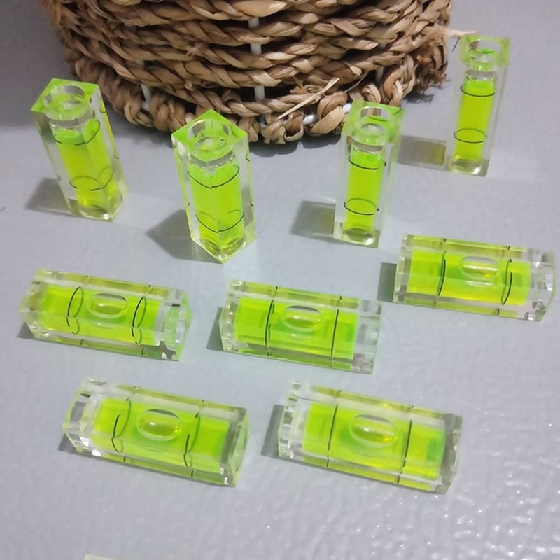 SIZIKJXGHWYI 6Pcs Small Bubble Level 10x10x29mm Mini Square Spirit Level