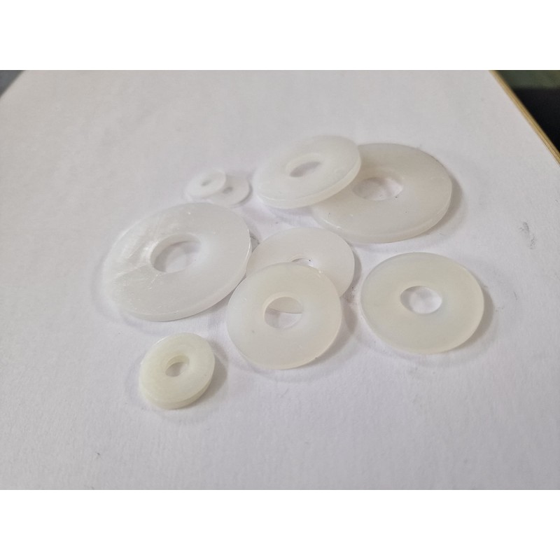 M4 x 12mm Nylon White Penny Washers Fender Repair Washer