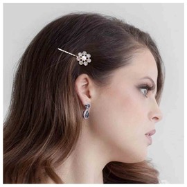 Iaceble Boho Crystal Flower Hairclip Pin Pearl Flower Hair Barrette Clip Pearl Crystal Hairpins Sparkly Gold Rhinestone Bobby Pin Decorative Hair Accessories for Women and Girls Headdress