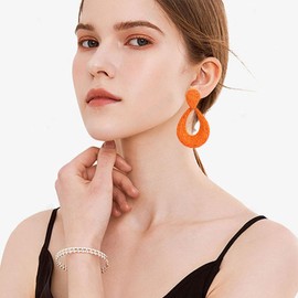 Chanaiqw Teardrop Handmade Statement Raffia Earrings Cute Boho Rattan Dangle Lightweight Straw Wrap Summer Drop Dangling Earrings for Women (Orange)