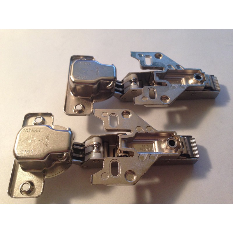 2 Blum 120 Degree Clip On Hinge With Face Frame
